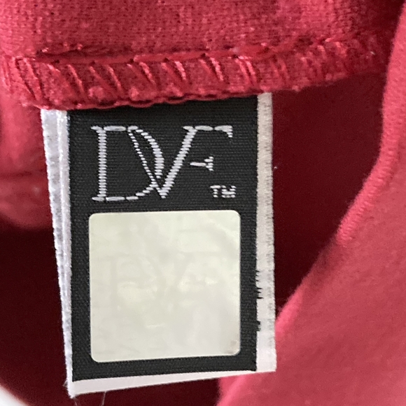 Pre-loved Diane von Furstenberg Red Pencil Skirt - UK Size 6-8 - Picture 10 of 17